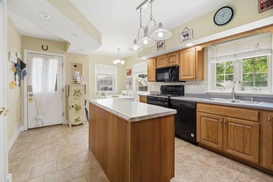 This beautiful character home features 4 bedrooms and 2 full - photo 9
