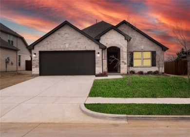 Lake Lewisville Home For Sale in Hickory Creek Texas