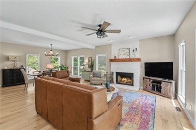 Enjoy The Keowee Life at 9 Rip Tide Ct. with direct water access - photo 11