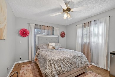 Live the relaxed Florida lifestyle in Kings Point! First-floor - photo 16