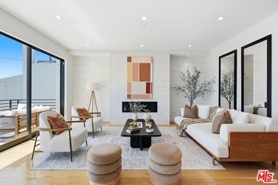 Stunning contemporary showplace situated in a quiet and - photo 17