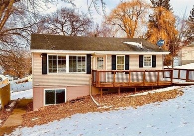 Lake Minnetonka Home Sale Pending in Mound Minnesota