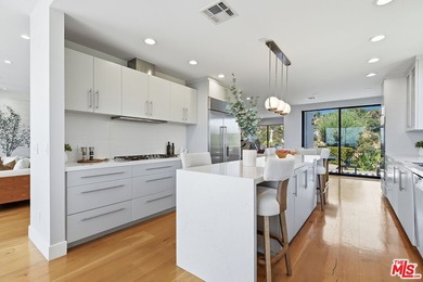 Stunning contemporary showplace situated in a quiet and - photo 23