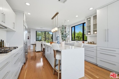 Stunning contemporary showplace situated in a quiet and - photo 24