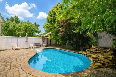 Tottenville-Fully detached two family home, 7 room duplex over a - photo 41