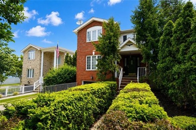 Tottenville-Fully detached two family home, 7 room duplex over a - photo 43
