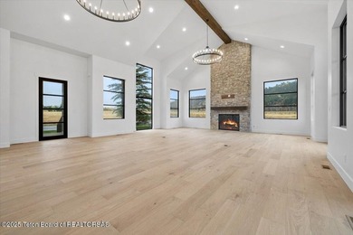 Discover elevated mountain living in this brand-new custom home - photo 7