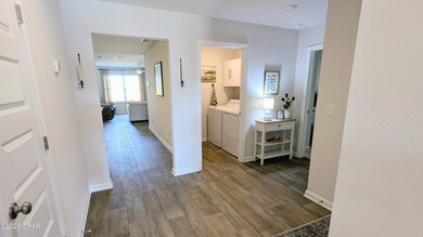 Move right into this beautifully maintained 4-bedroom, 2-bath - photo 22