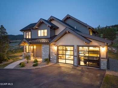 Experience mountain living in this custom home in Granby Ranch's - photo 2