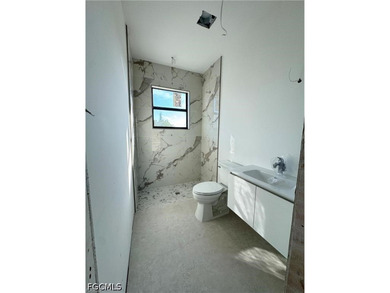Welcome to coastal living! Owner Says Sell!! Bring me offers!! - photo 5