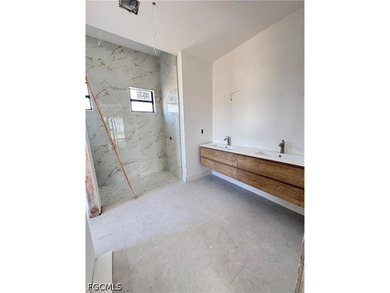 Welcome to coastal living! Owner Says Sell!! Bring me offers!! - photo 8