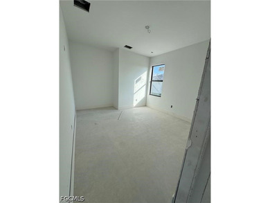 Welcome to coastal living! Owner Says Sell!! Bring me offers!! - photo 10