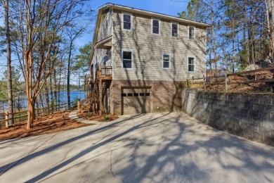 Sunny Lane, a peaceful lakefront retreat on one of Smith Lake's - photo 8