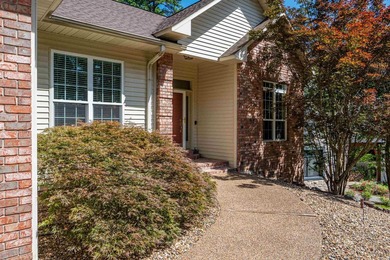Discover the perfect blend of comfort, privacy, and lifestyle in - photo 4