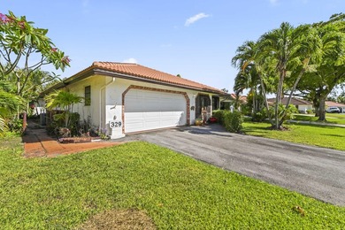 Welcome to this spacious home in the desirable Knob Hill - photo 3