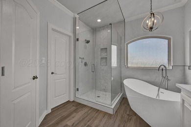 Beautifully updated home in the highly sought-after Spring Lake - photo 22
