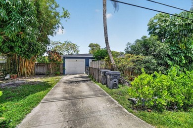 Now considering BACKUP OFFERS! Owner owned and occupied DUPLEX - photo 3