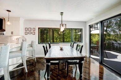 OFFER DEADLINE: 5 PM MONDAY, JUNE 8 - Lakefront living at its - photo 7