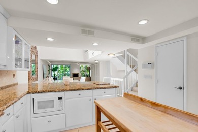 This Gorgeous Townhome is located between the ocean and - photo 30