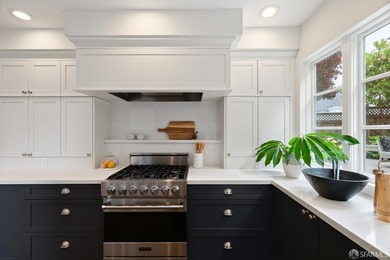 Extraordinary Spanish Mediterranean Pacific Ocean view home - photo 39