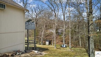 Lake of the Ozarks retreat located in the desirable Keithley's - photo 40
