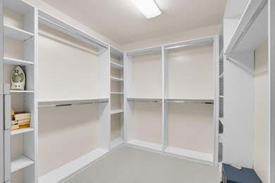 This Gorgeous Townhome is located between the ocean and - photo 44