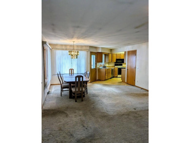 Project house with good bones! Note: Will not pass VA or FHA - photo 2