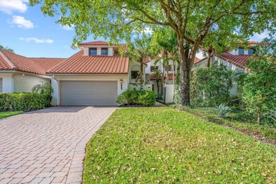 Elegantly appointed, freshly painted two story Town House in the - photo 1