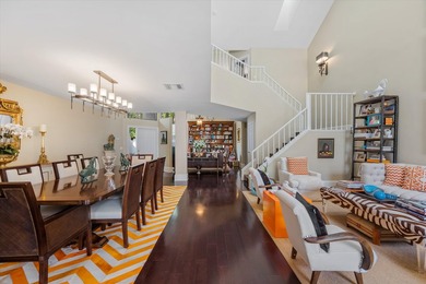 Elegantly appointed, freshly painted two story Town House in the - photo 8