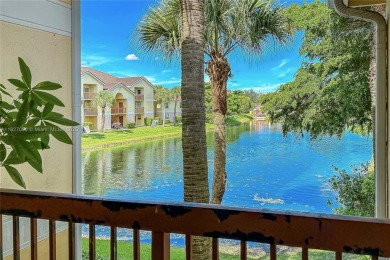 (private lake, pond, creek) Condo For Sale in Tamarac Florida