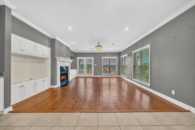 This beautiful condo is move in ready, has an open concept - photo 4