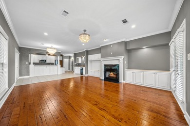 This beautiful condo is move in ready, has an open concept - photo 7