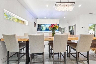 Exceptional oasis-style estate in a desirable golf community - photo 15