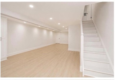 BEAUTIFULLY RENOVATED BRICK SINGLE -FAMILY HOME IN A PRIME - photo 17