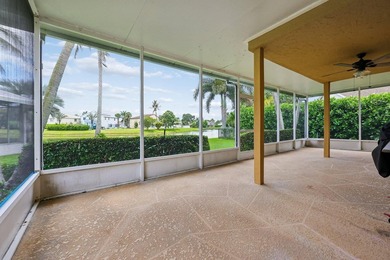 LOCATION, LOCATION, LOCATION! Beautiful, two story, 4 Bedroom/3 - photo 23