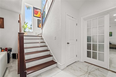 Exceptional oasis-style estate in a desirable golf community - photo 27