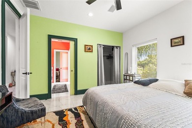 Exceptional oasis-style estate in a desirable golf community - photo 44