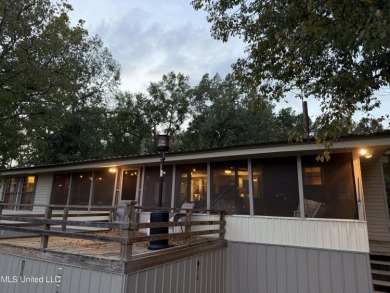 Traderhorn Lake Home For Sale in Mccarley Mississippi