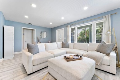 Beautifully renovated 2-bedroom, 2-bath home with a flex room in - photo 7