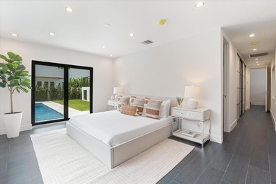 Classic Fort Lauderdale meets modern luxury in this beautifully - photo 15