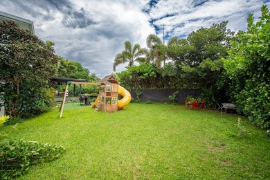 Stunning Home with Pool & Gazebo This charming 4 bedroom,3 - photo 18