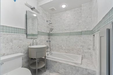 Classic Fort Lauderdale meets modern luxury in this beautifully - photo 25