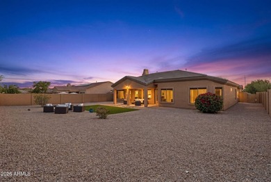 Seller offering up to 2% toward buyer closing costs, interest - photo 4