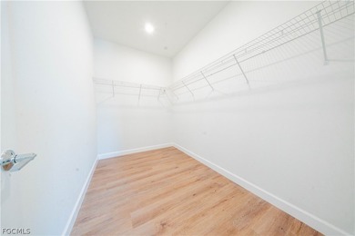 **SELLER IS MOTIVATED** Stunning new construction with 2,290 sq - photo 13