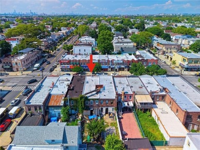 Mixed-use property featuring 1 store and 1 residential unit in - photo 20
