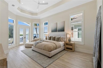 Exquisite waterfront retreat, perfectly positioned to capture - photo 21