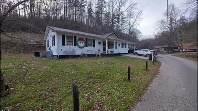 Paintsville Lake Home For Sale in Staffordsville Kentucky