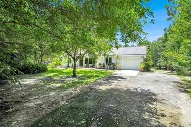 If you are looking for an extremely Clean & well maintained Home - photo 42
