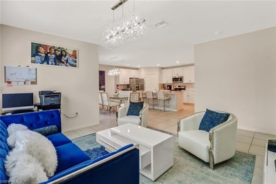 Welcome home to Hadley Place - where comfort, location, and - photo 11