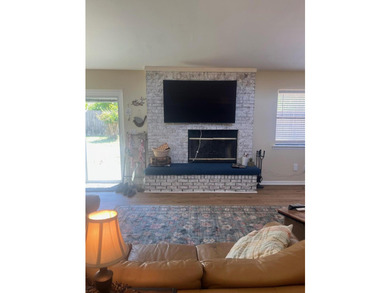 RECENTLY UPDATED (approximately $75,000 in upgrades) 3 BR 2 BA - photo 12